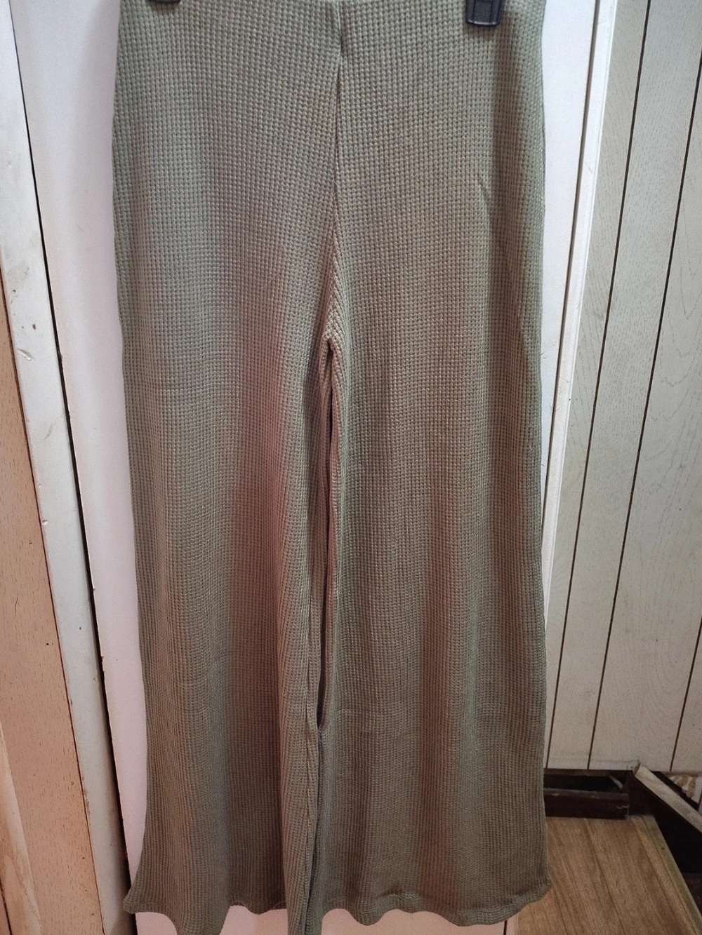 Zenana Outfitters Olive Wide Leg Knit Pants (tall girl friendly)